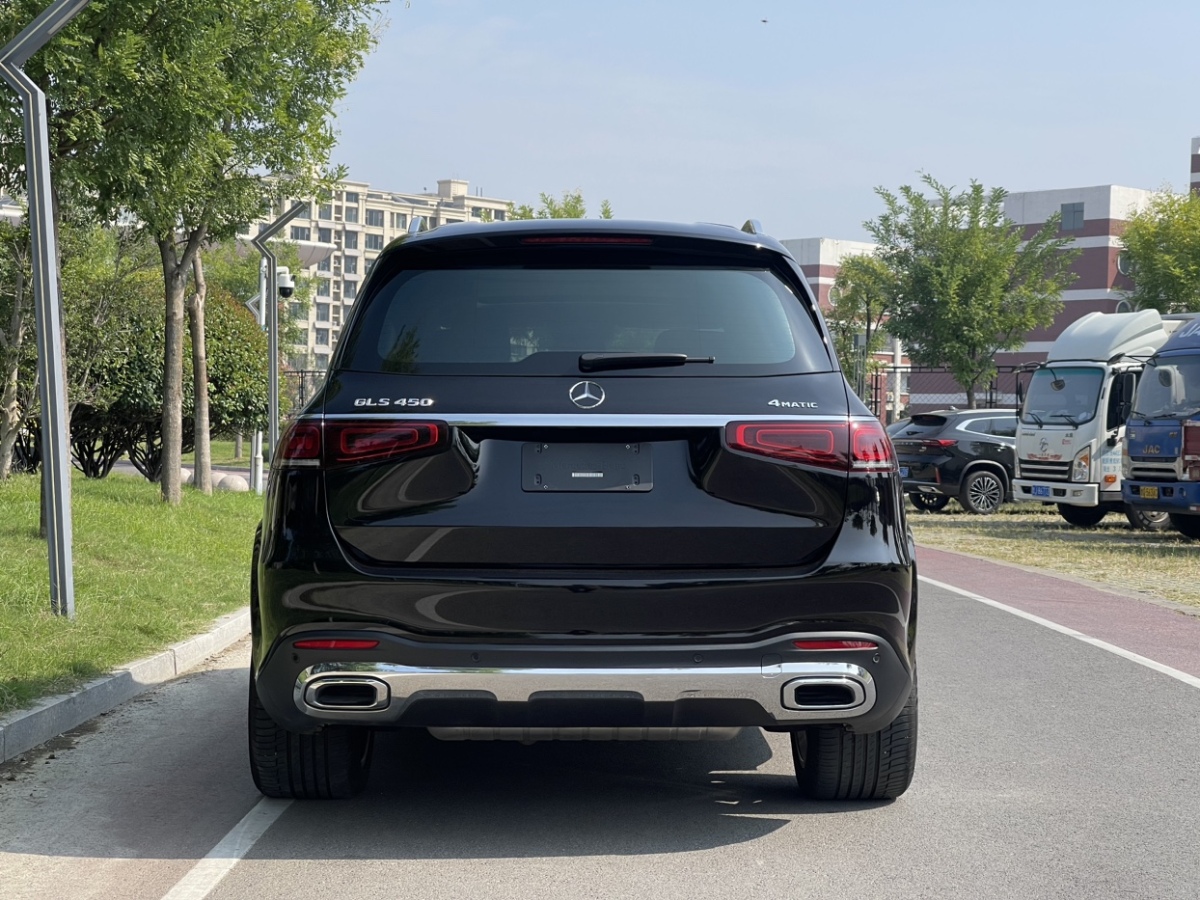 奔馳 奔馳GLS  2023款 改款 GLS 450 4MATIC 豪華型圖片