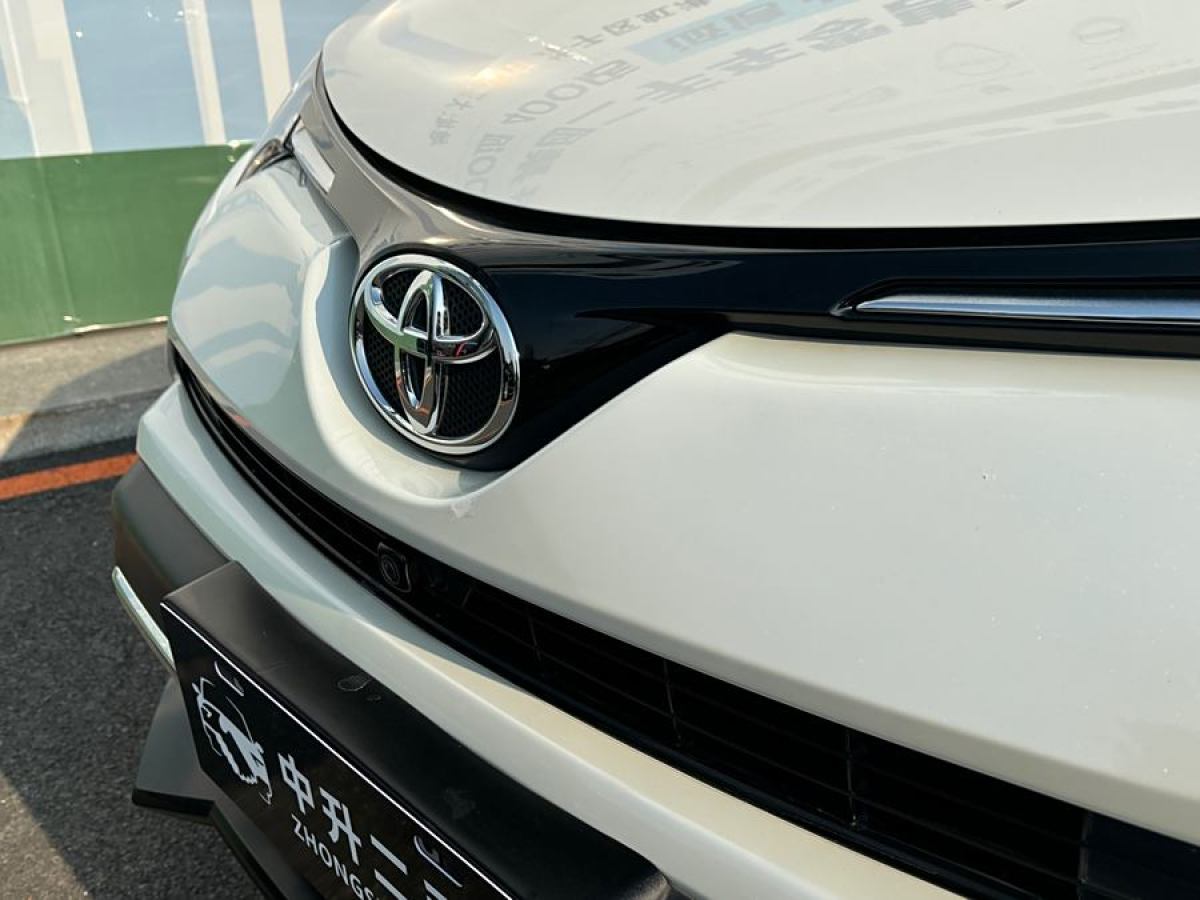 豐田 RAV4榮放  2019款  2.0L CVT兩驅(qū)智尚版 國(guó)VI圖片