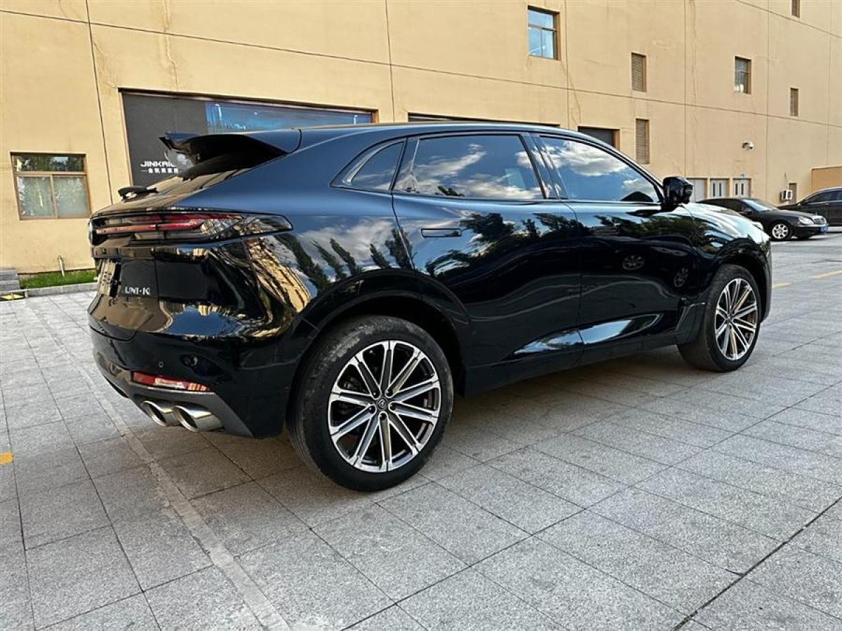 長(zhǎng)安 長(zhǎng)安UNI-K  2021款 2.0T 尊貴型圖片