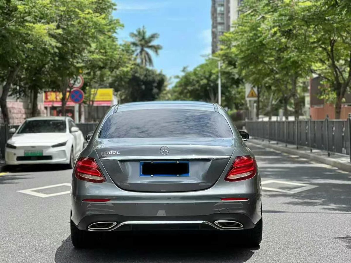 奔馳 奔馳E級(jí)  2016款 E 300 L 豪華型圖片