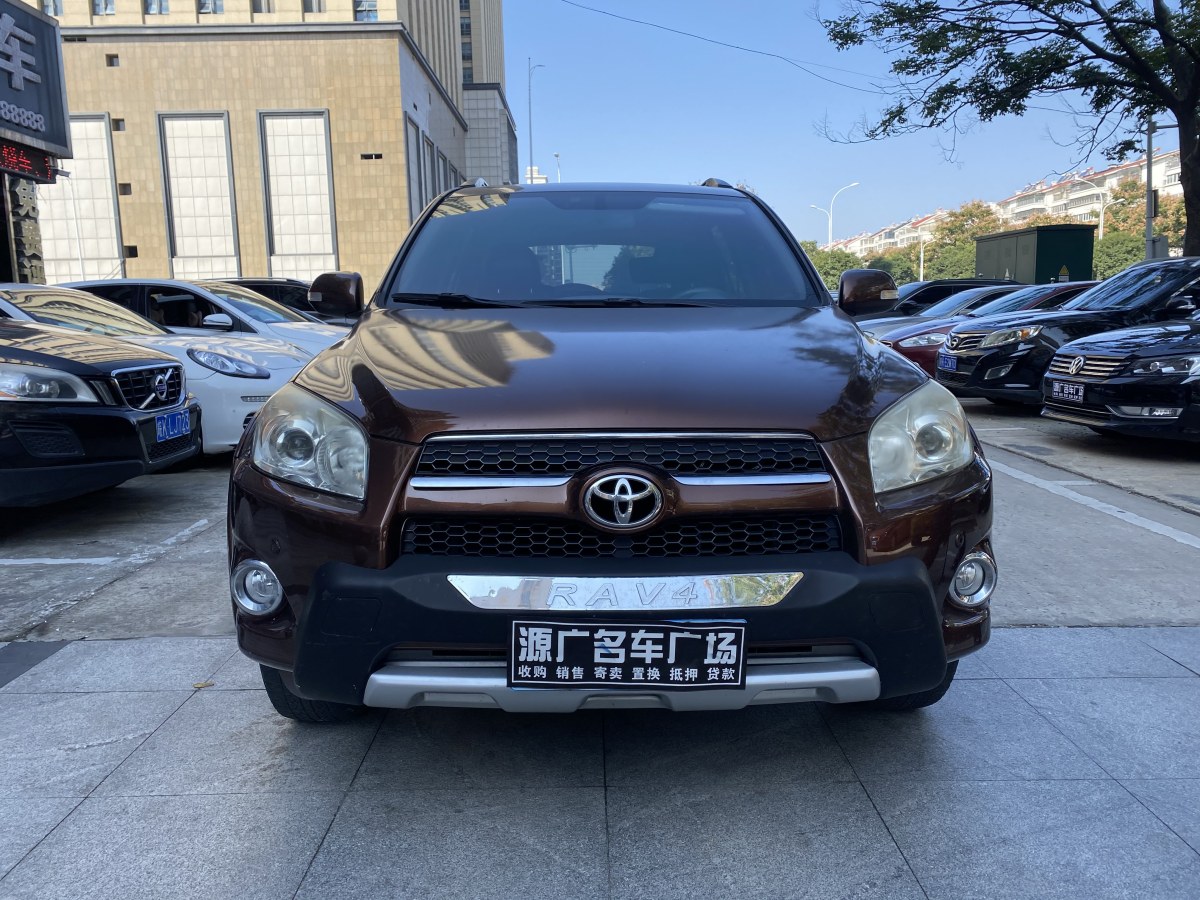 2012年2月豐田 RAV4榮放  2011款 2.4L 自動四驅(qū)豪華版