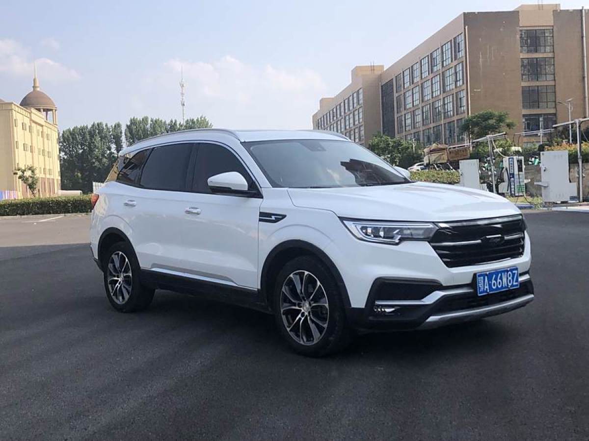 众泰 T500  2018款 1.5T 自动智能互联尊贵型图片