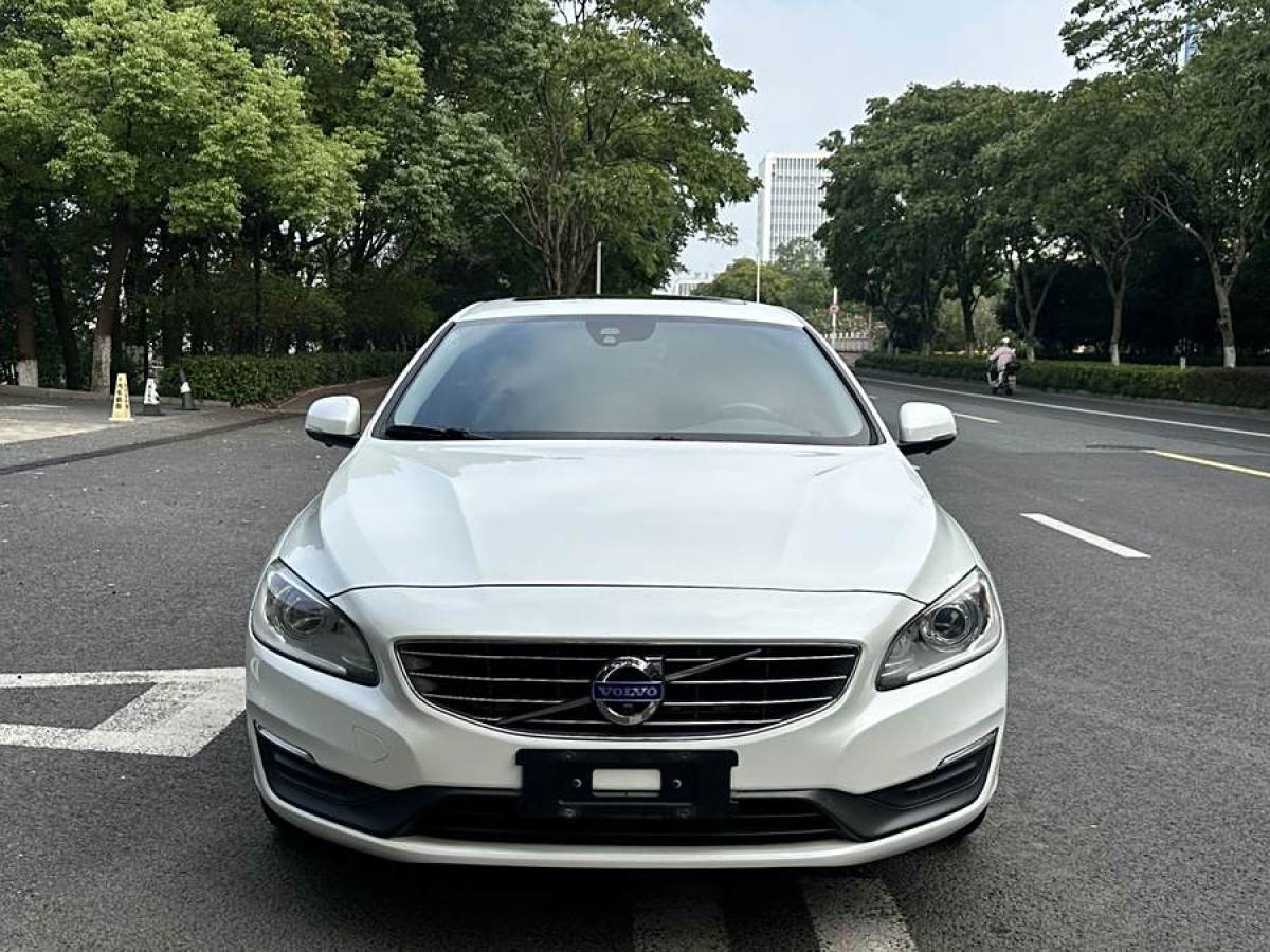 2016年1月沃爾沃 S60  2016款 S60L 1.5T T3 智行版