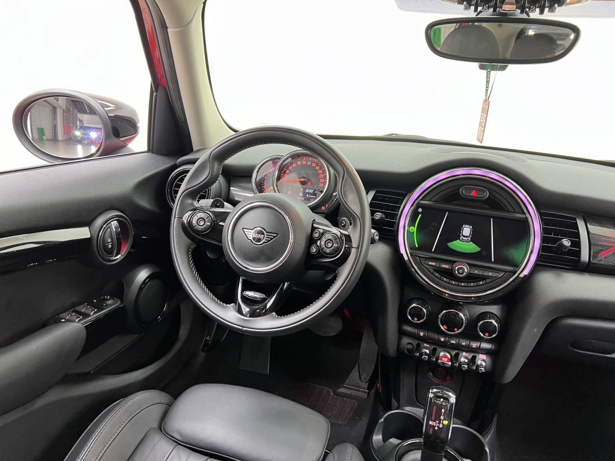 2020年5月MINI MINI  2019款 2.0T COOPER S 藝術(shù)家 五門版