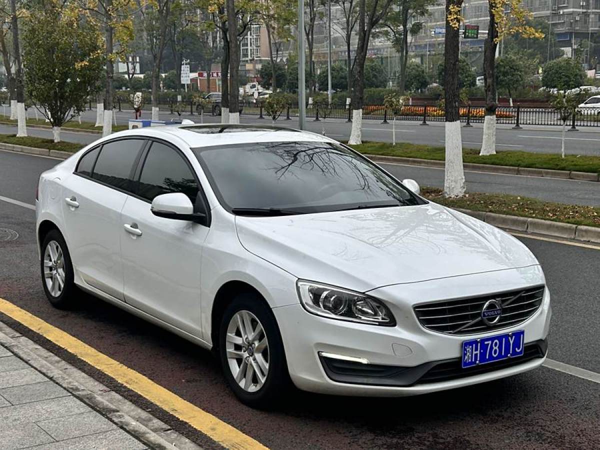 沃爾沃 S60  2016款 S60L 1.5T T3 智行版圖片