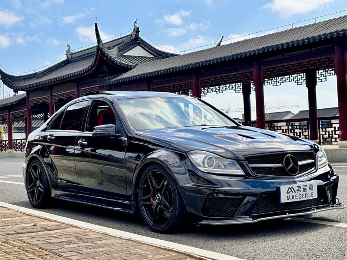 奔馳 奔馳C級(jí)AMG  2012款 AMG C 63 高性能版圖片