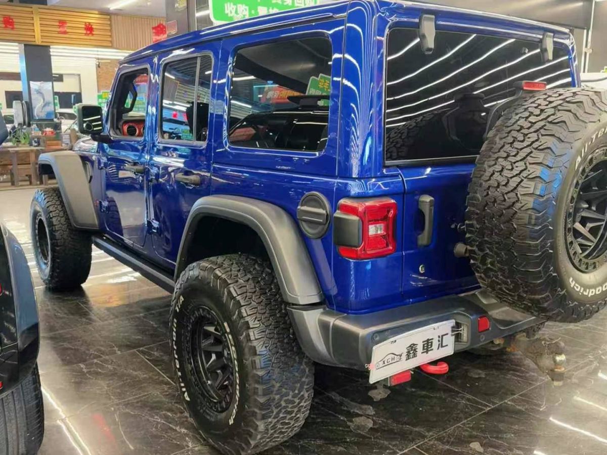 Jeep 牧馬人  2019款 2.0T Sahara 四門炫頂版圖片