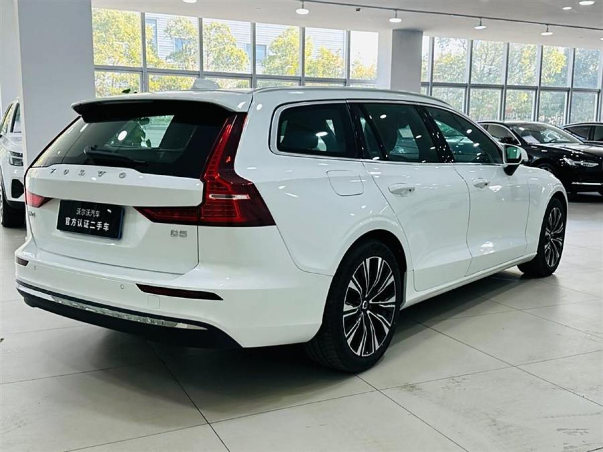 沃爾沃 V60  2024款 B5 智遠豪華版圖片