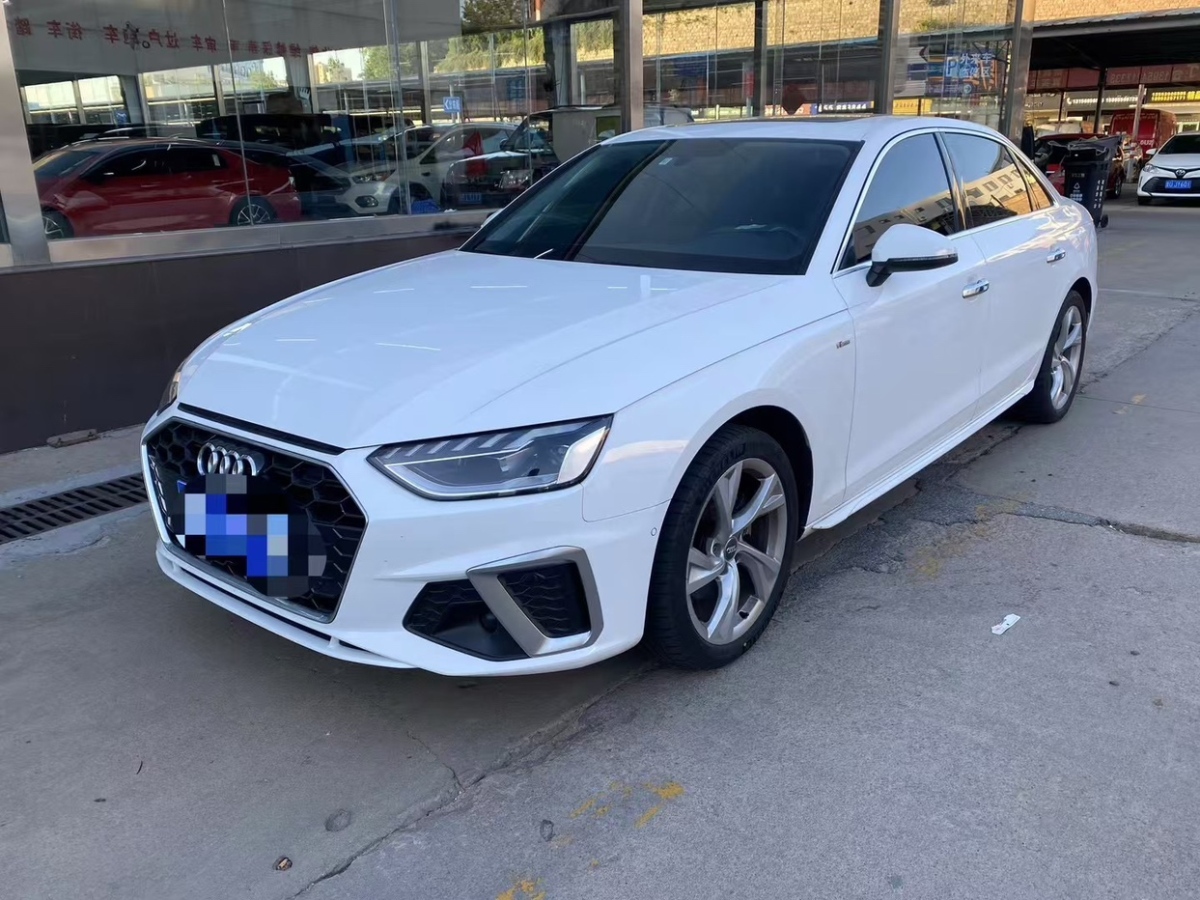 奧迪 奧迪A4L  2020款 40 TFSI 豪華動感型圖片