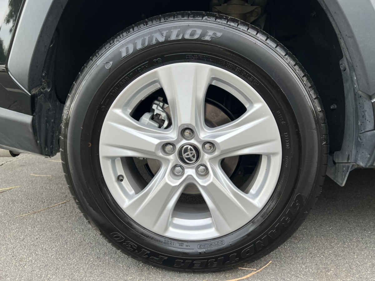 豐田 RAV4榮放  2023款 2.0L CVT兩驅(qū)都市版圖片
