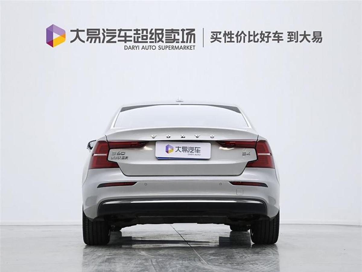 沃爾沃 S60L  2024款 B4 智遠豪華版圖片