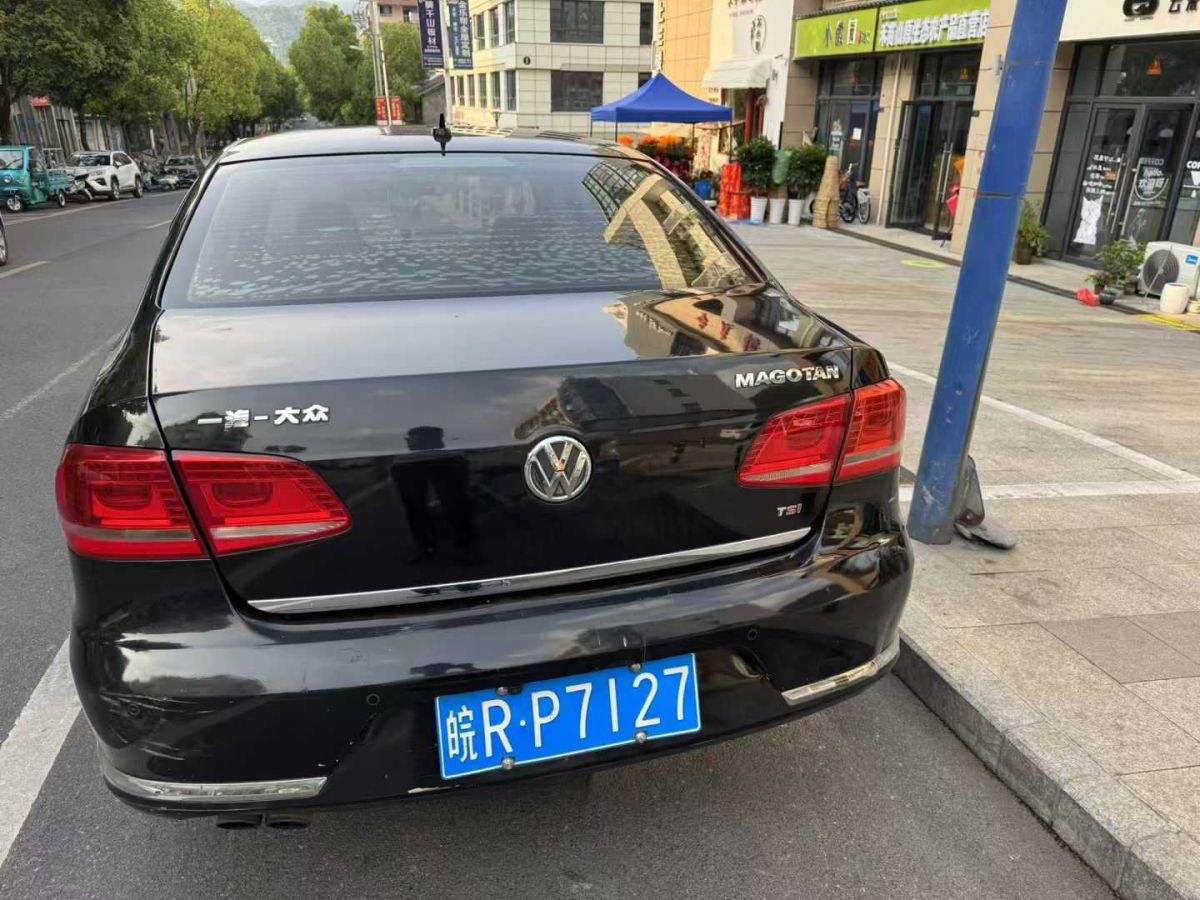 大眾 邁騰  2012款 1.8 TSI 改款領(lǐng)先版圖片