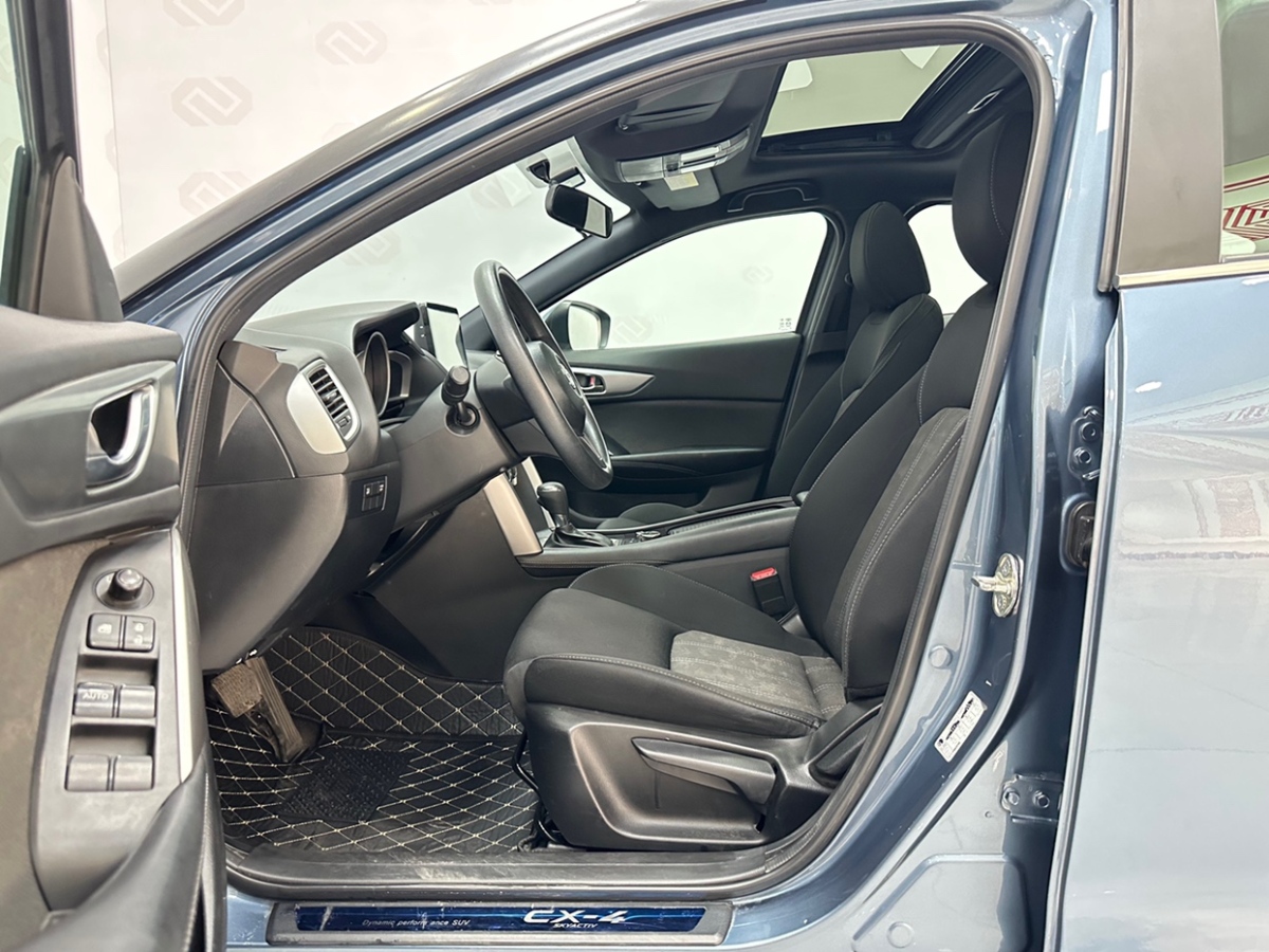 2016年9月马自达 CX-4  2016款 2.0L 自动两驱蓝天活力版