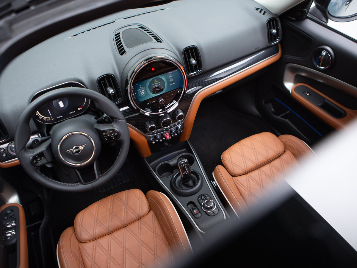 MINI COUNTRYMAN  2023款 改款二 2.0T COOPER S ALL4 鑒賞家圖片