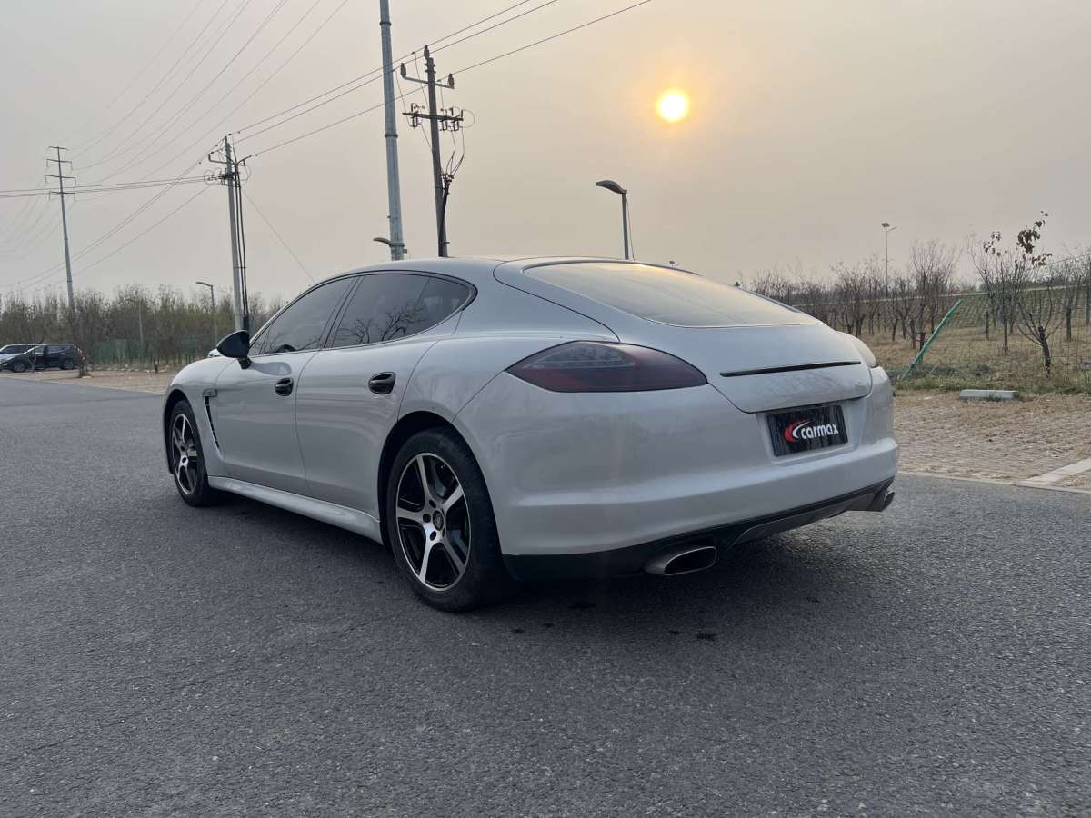 保時(shí)捷 Panamera  2013款 Panamera 4 Platinum Edition 3.6L圖片