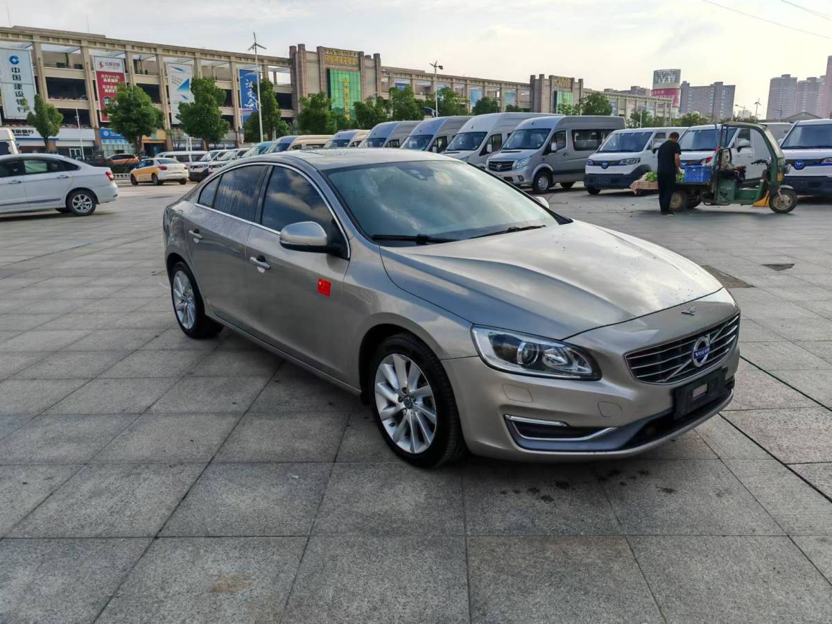 沃爾沃 S60L  2016款 T4 智遠(yuǎn)版圖片