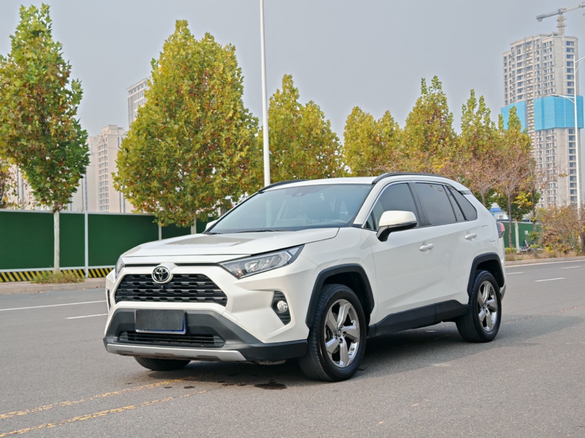 豐田 RAV4榮放  2023款 2.0L CVT兩驅風尚Plus版圖片