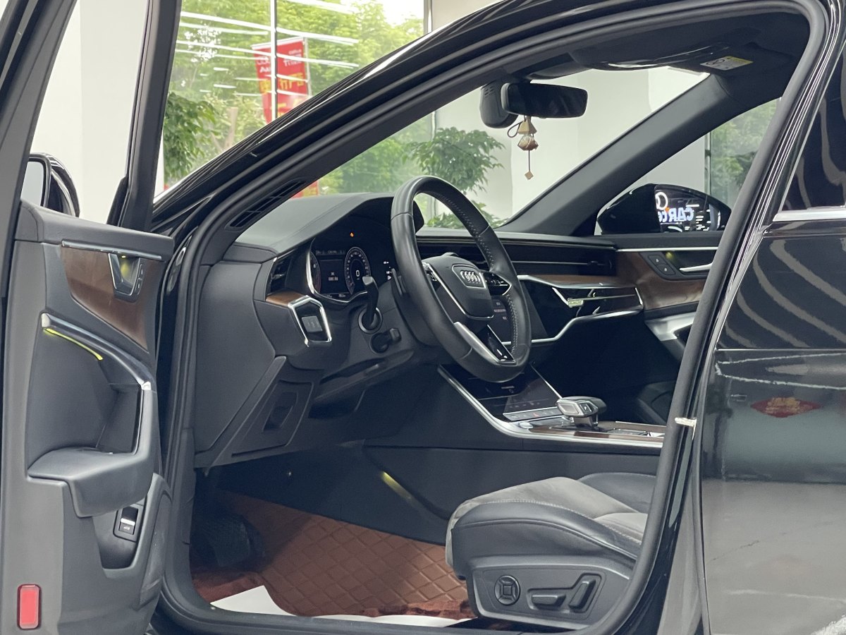 2020年7月奧迪 奧迪A6L  2020款 40 TFSI 豪華動感型