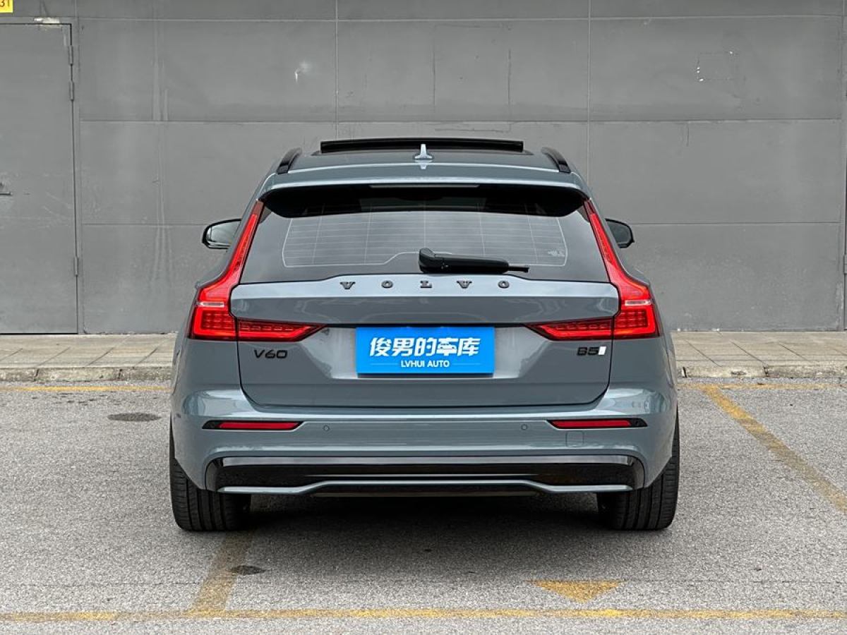 沃爾沃 V60  2023款 B5 智雅運動版圖片