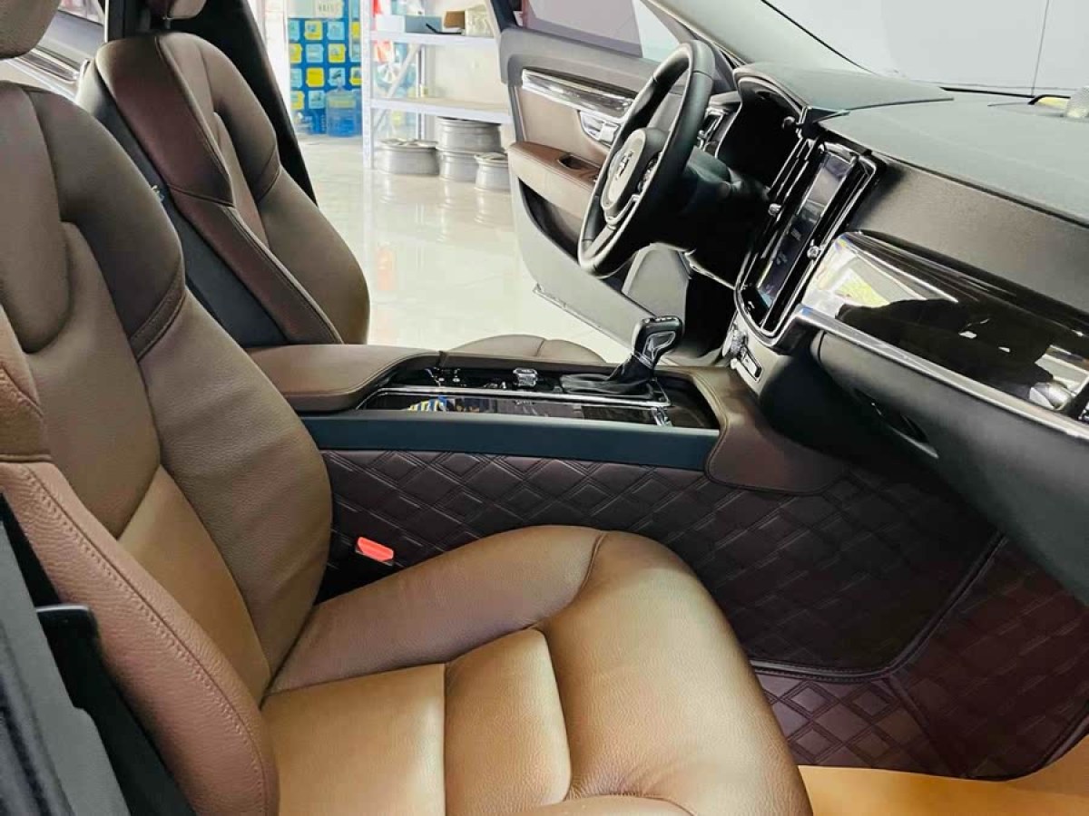 沃爾沃 S90  2018款 T4 智遠(yuǎn)版圖片
