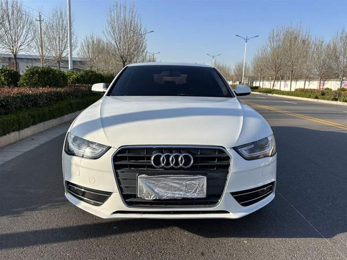 奧迪 奧迪A4L  2013款 35 TFSI 自動(dòng)舒適型圖片