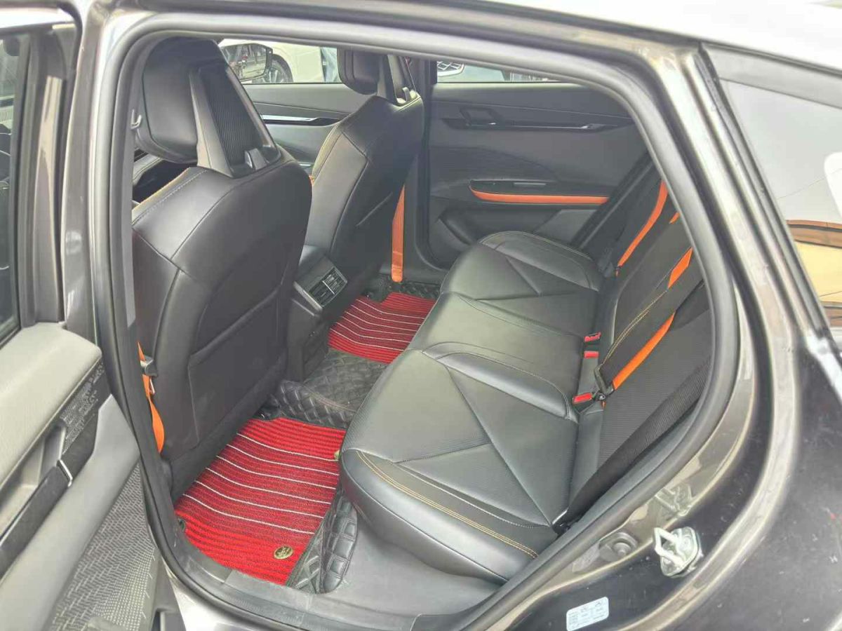 長安 UNI-T  2023款 1.5T 卓越型圖片
