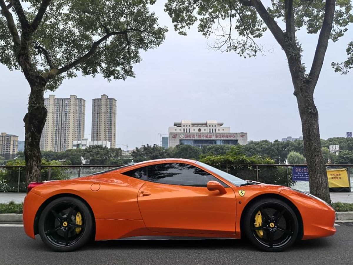 法拉利 458  2011款 4.5L Italia圖片