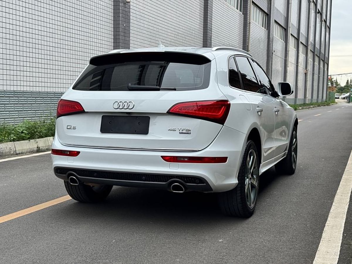 奧迪 奧迪Q5  2013款 45 TFSI quattro 運(yùn)動(dòng)型圖片