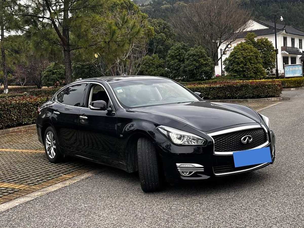 英菲尼迪 Q70  2017款 Q70L 2.5L 精英版圖片