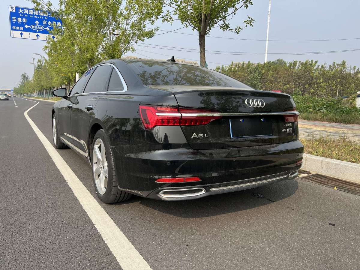 奧迪 奧迪A6L  2022款 45 TFSI 臻選致雅型圖片