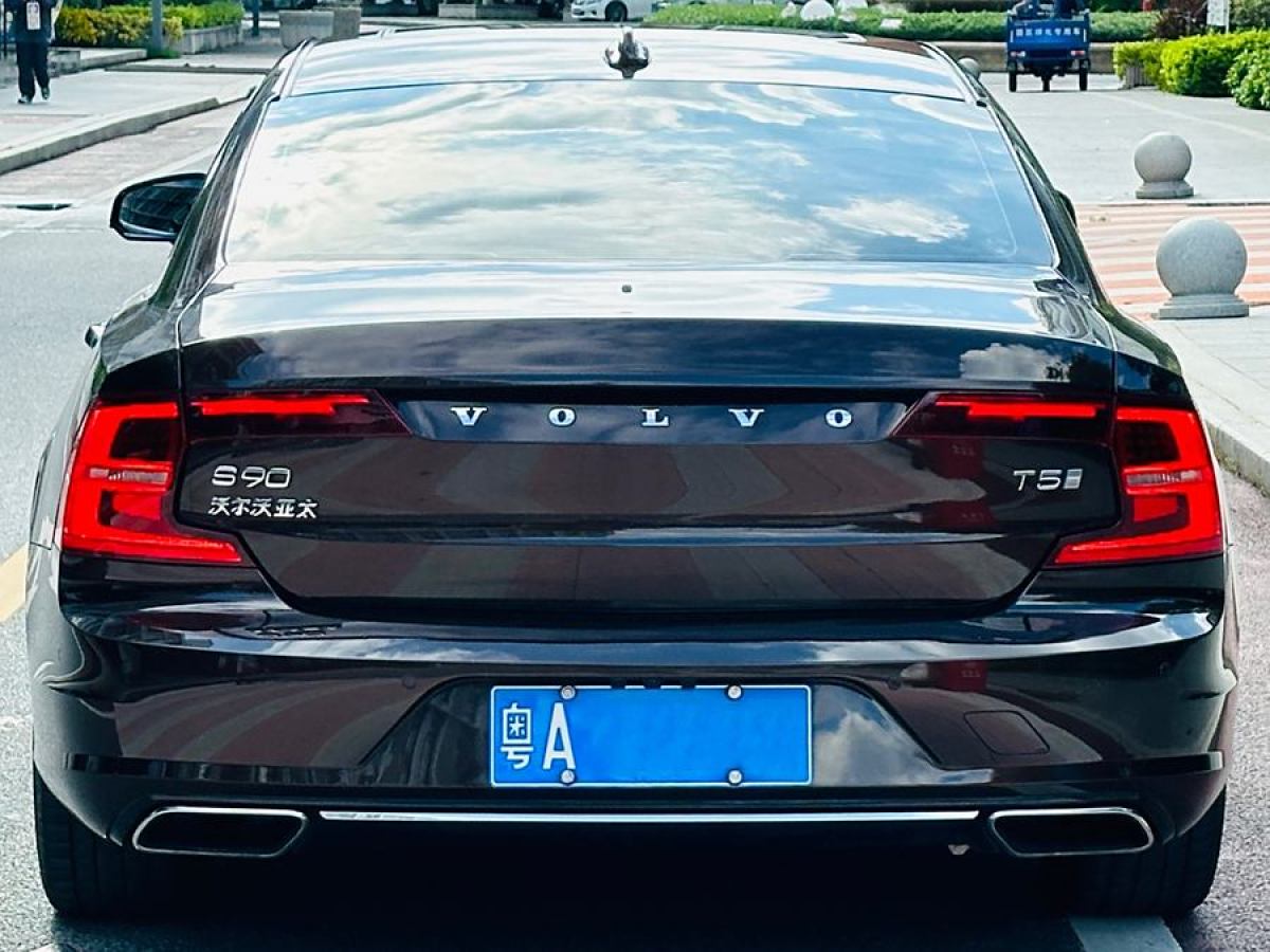 沃爾沃 S90  2019款 T5 智遠(yuǎn)版圖片