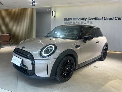 2022年6月 MINI MINI 改款 1.5T COOPER 經(jīng)典派圖片