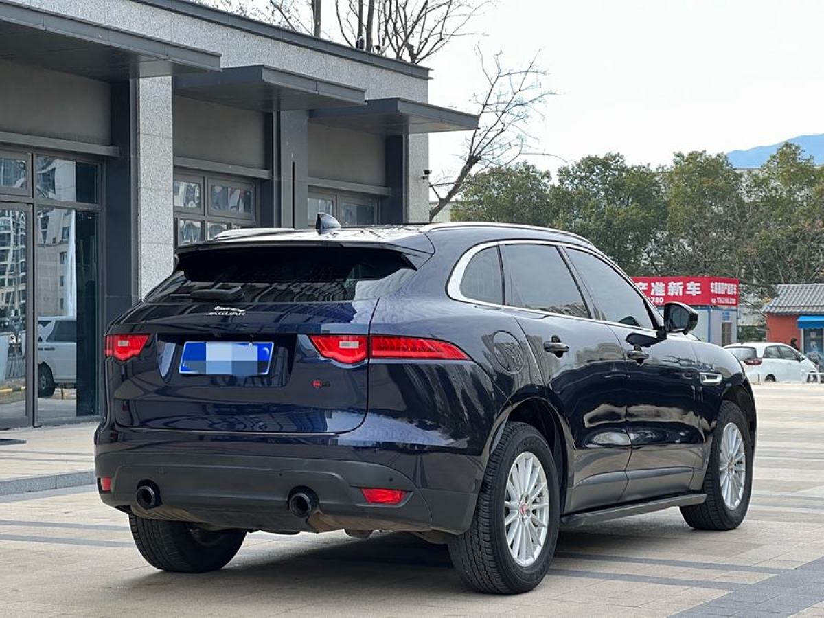 捷豹 F-PACE  2016款 2.0T 兩驅(qū)R-Sport運(yùn)動版圖片