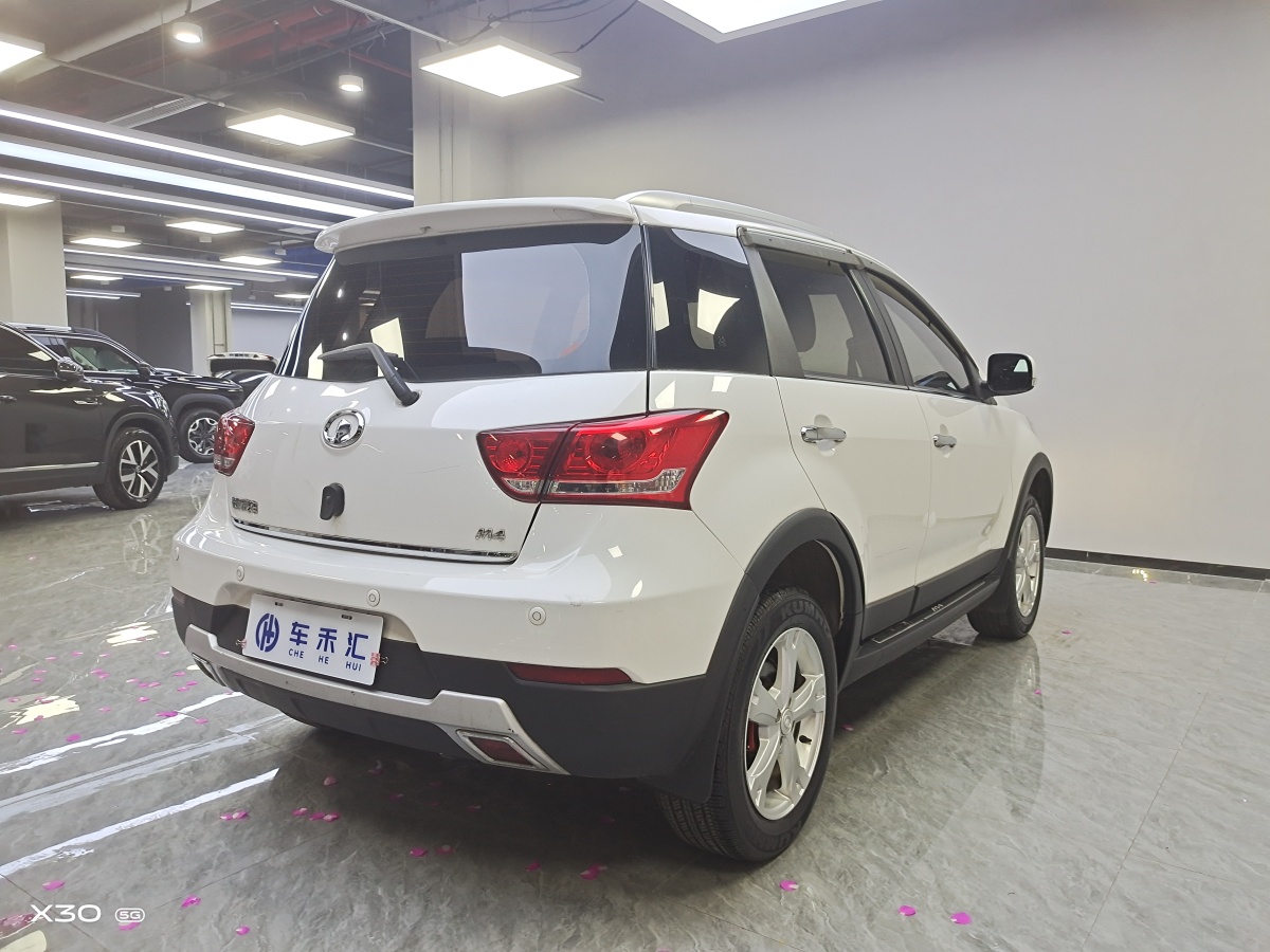 長(zhǎng)城 M4  2014款 1.5L 手動(dòng)舒適型圖片