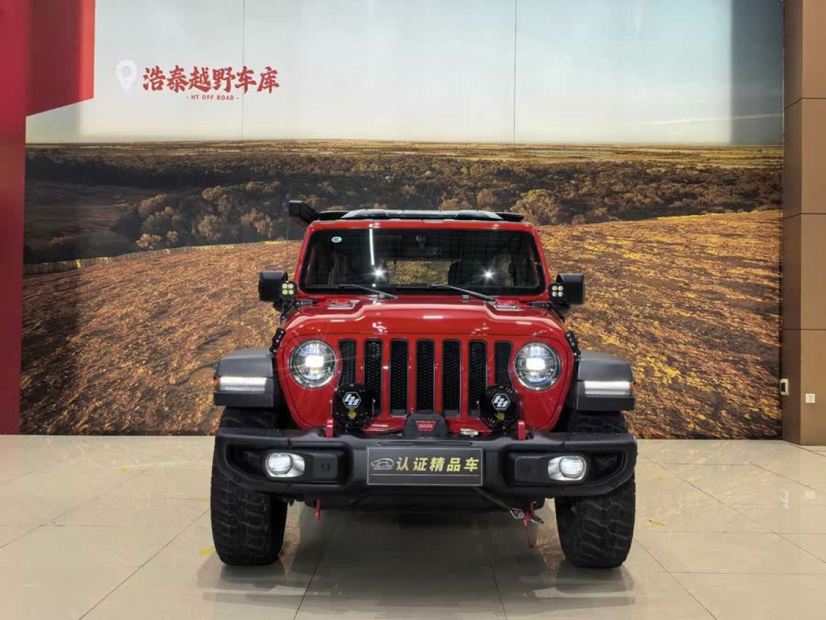 Jeep 牧馬人  2024款 2.0T 羅賓漢四門版圖片