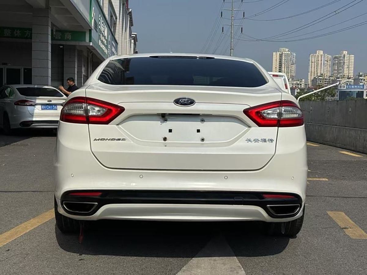 福特 蒙迪歐  2013款 2.0L GTDi200時(shí)尚型圖片