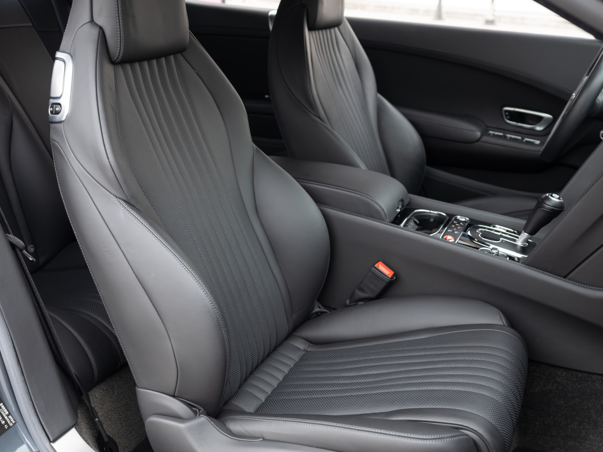 賓利 歐陸  2024款 4.0T GT V8圖片