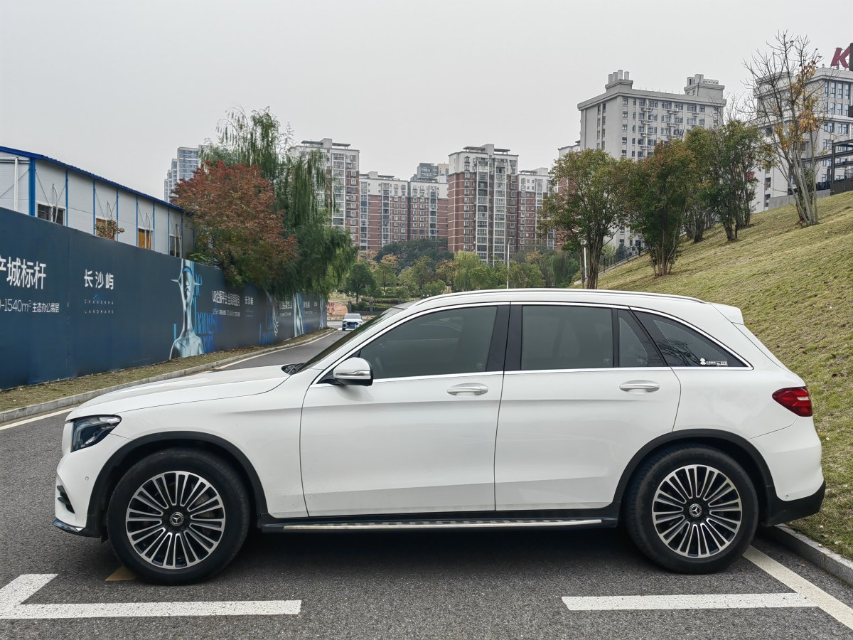 奔馳 奔馳GLC  2017款 GLC 260 4MATIC 豪華型圖片