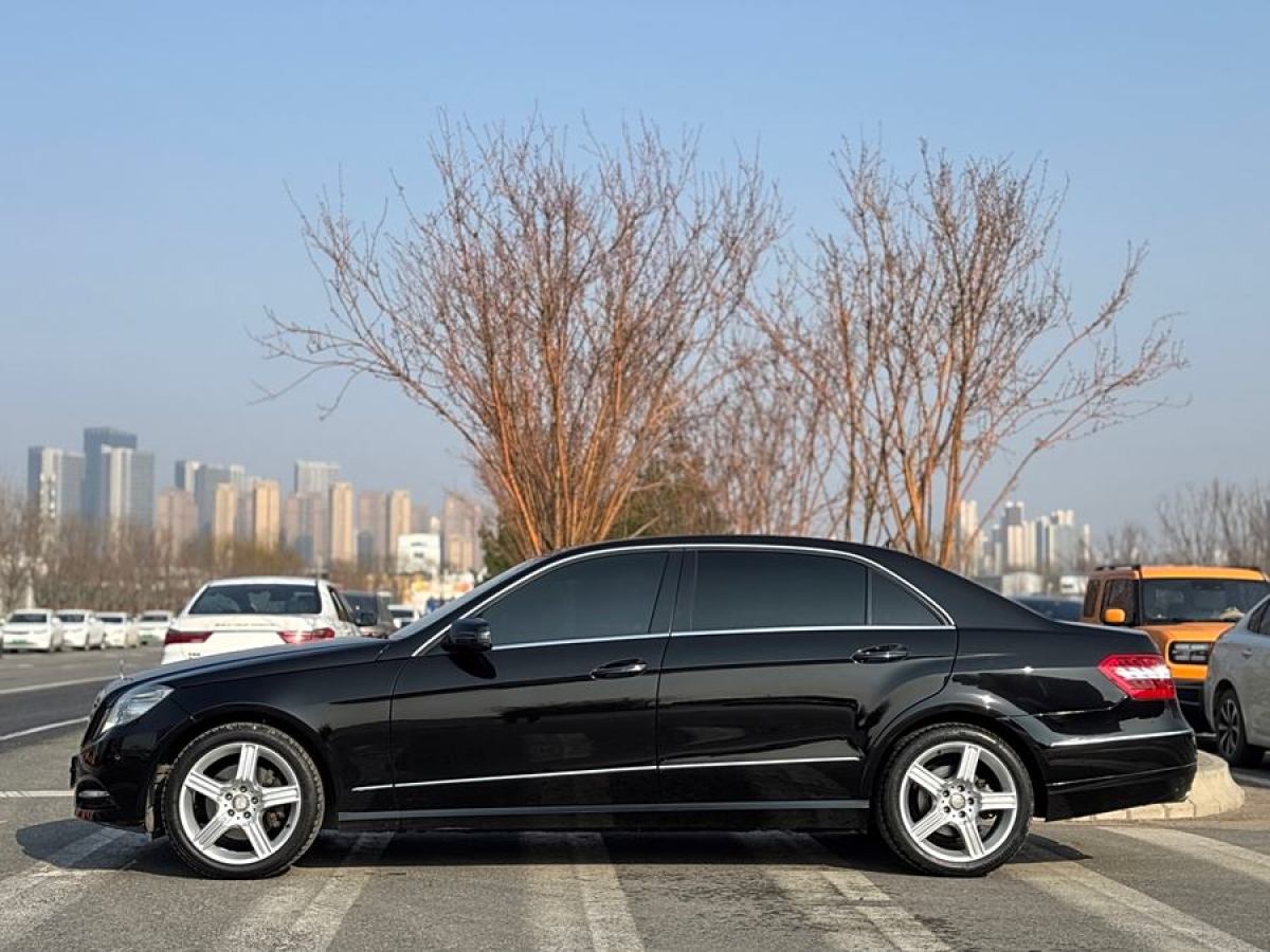 奔馳 奔馳E級  2012款 E 300 L 時尚豪華型圖片