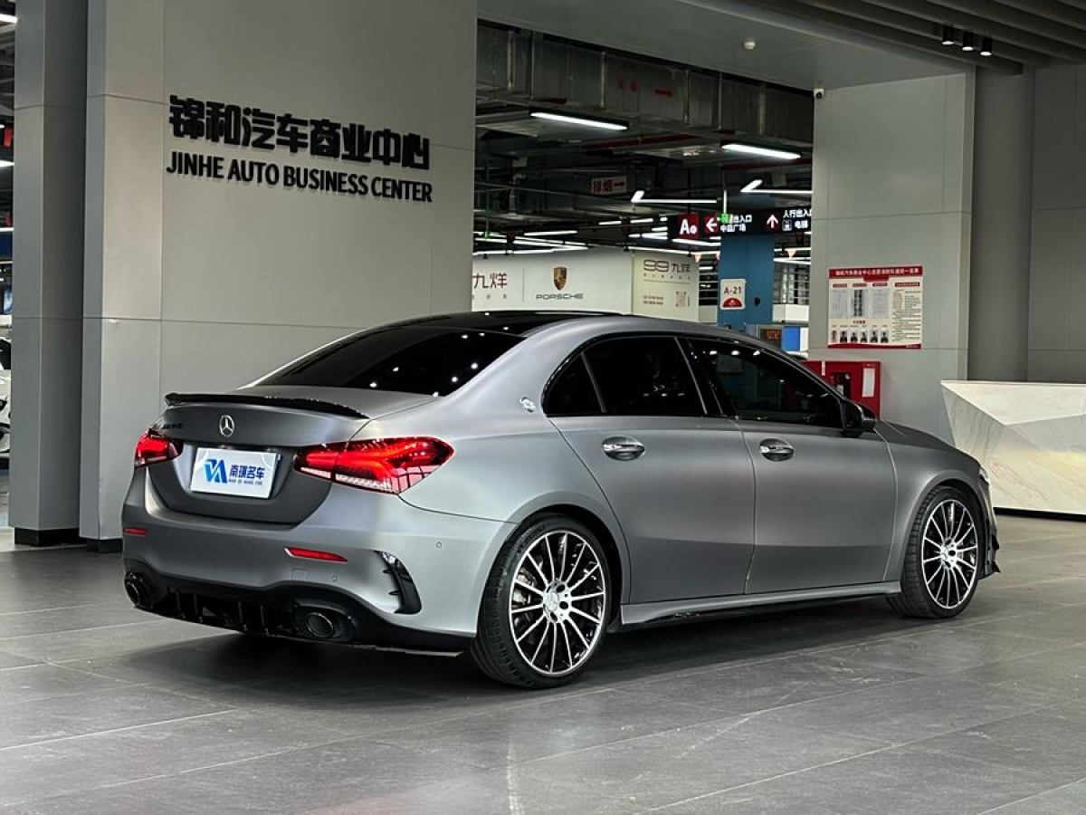 奔馳 奔馳A級AMG  2020款 改款 AMG A 35 4MATIC 先型特別版圖片