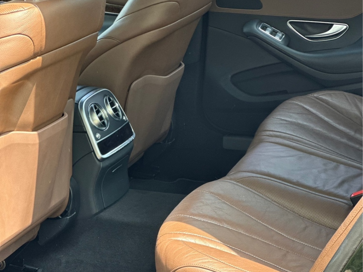 2017年1月奔驰 奔驰S级  2017款 S 320 L 商务型升级版