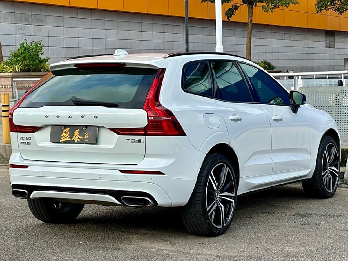 沃爾沃 XC60新能源  2024款 T8 插電混動 長續(xù)航四驅(qū)智遠運動版圖片