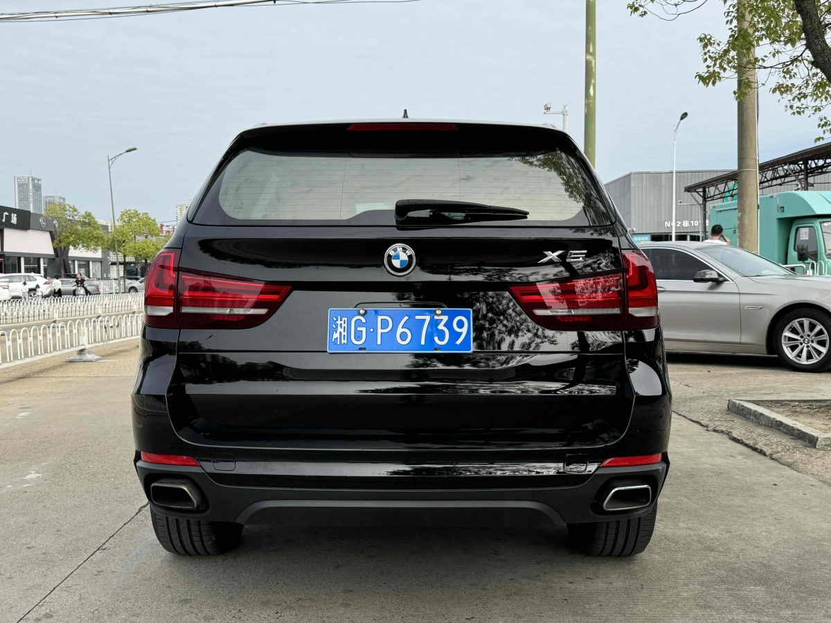 2019年3月寶馬 寶馬X5  2017款 xDrive35i 領(lǐng)先型