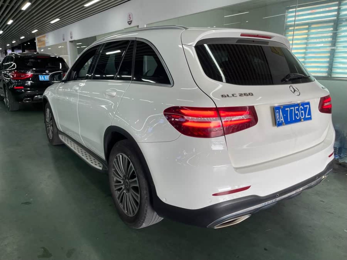 奔馳 奔馳GLC  2017款 GLC 260 4MATIC 動(dòng)感型圖片