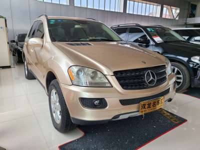 奔馳 奔馳M級(進口) ML 350 尊貴型圖片