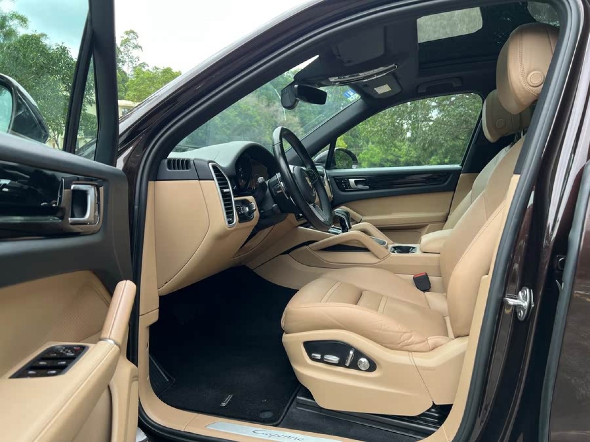 保時(shí)捷 Cayenne  2019款 Cayenne 3.0T圖片