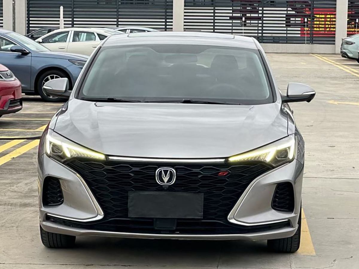 長(zhǎng)安 逸動(dòng)  2021款 PLUS 藍(lán)鯨NE 1.4T GDI DCT尊貴型圖片