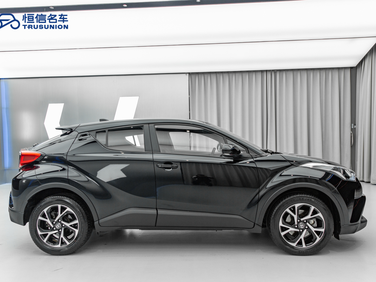 豐田 C-HR  2020款 2.0L 舒適版圖片