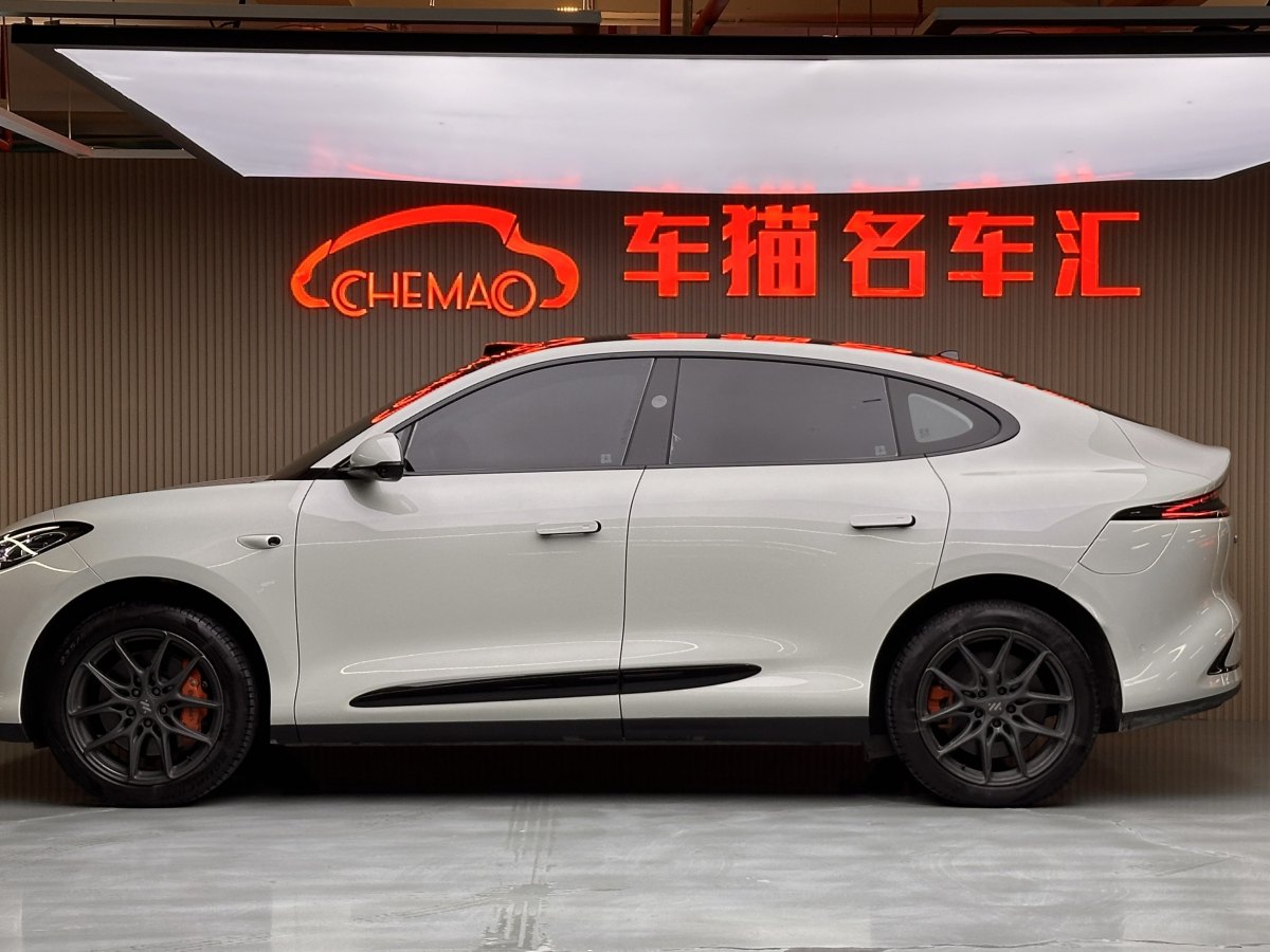智己 智己LS6  2023款 Max 標(biāo)準(zhǔn)版圖片