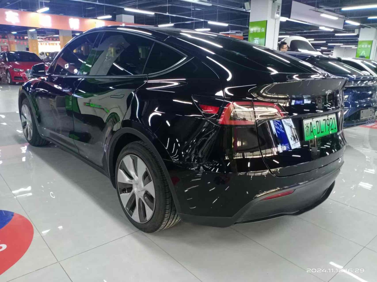 特斯拉 Model 3  2021款 改款 標準續(xù)航后驅升級版圖片